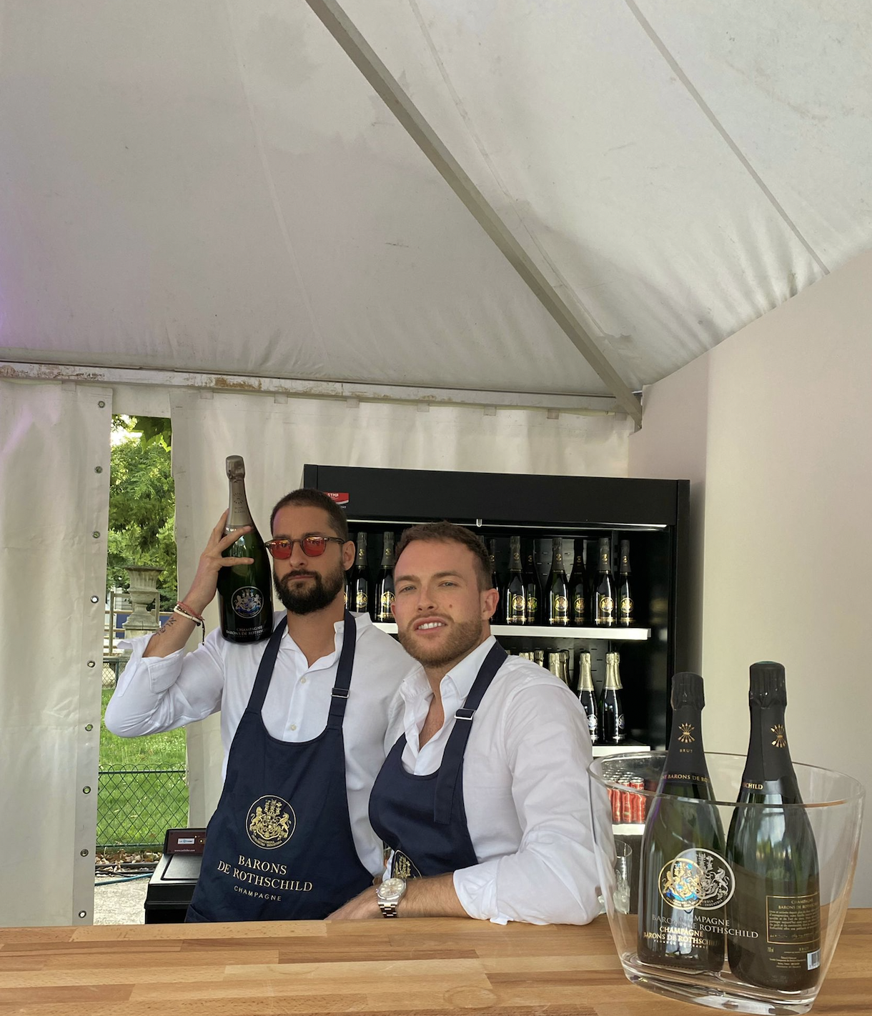 Service de bar professionnel - J&J International